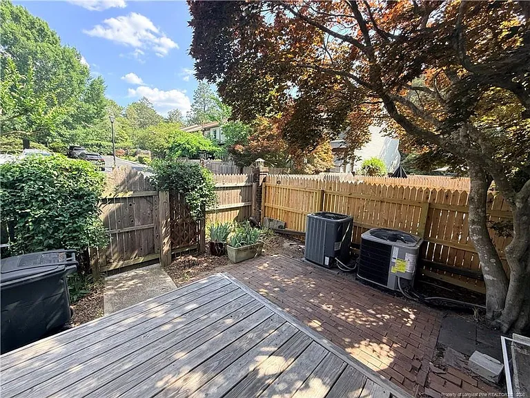 155 S Ashe St — Photo 24