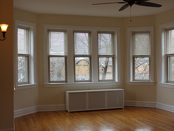 2nd image of 5458 N Christiana Ave #3