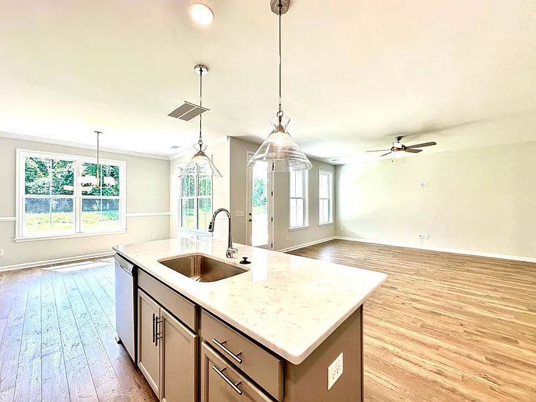 8692 Windsor Hill Blvd — Photo 8