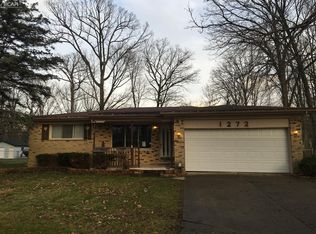 1272 Pickwick Pl, Flint, MI 48507