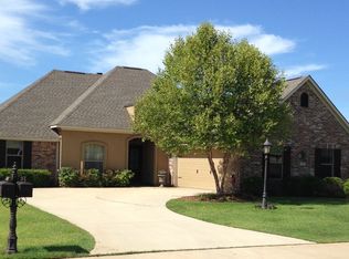 211 Olympia Dr, Shreveport, LA 71106