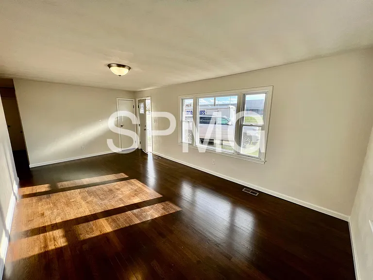 5125 Airport Rd NW — Photo 10