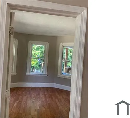5 bed, 1500 sqft, $2,600 — Photo 4