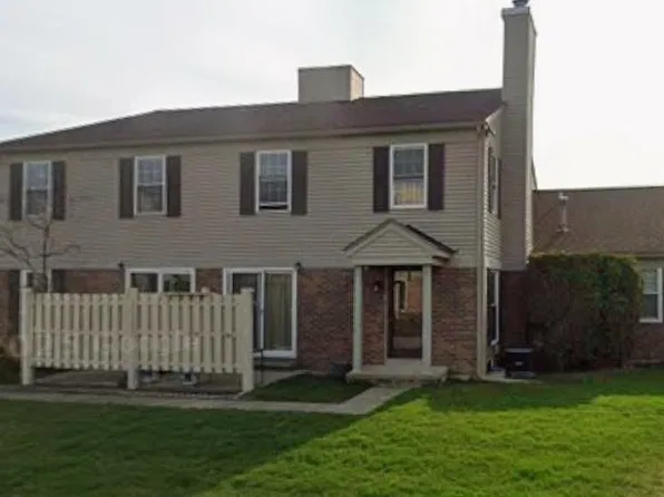 15756 Cambridge Dr, Clinton Township, MI 48038