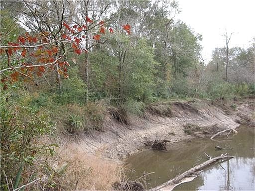 4th image of 7605 Lake Creek Cir