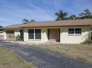 8730 Exeter St, Fort Myers, FL 33907