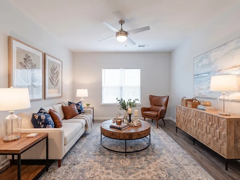 Meadows of Graham Apartments — Photo 2