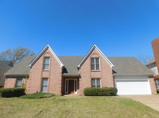 8742 Raspberry Ln, Cordova, TN 38016