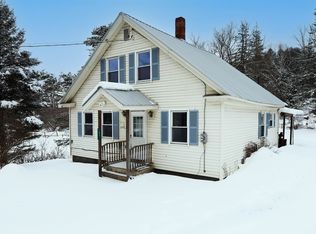 21 Ledge Rd, Lyndonville, VT 05851