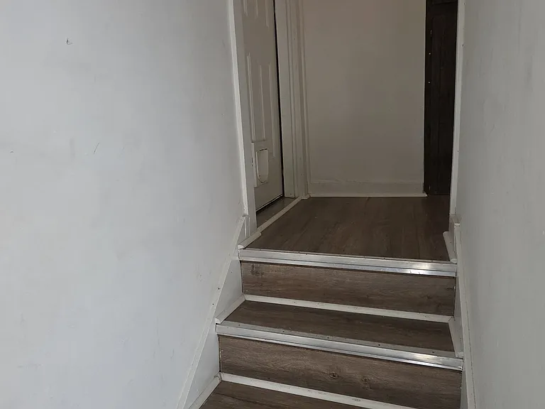 19801 Locherie Ave — Photo 10