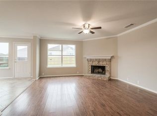 8704 King Ranch Dr, Aubrey, TX 76227