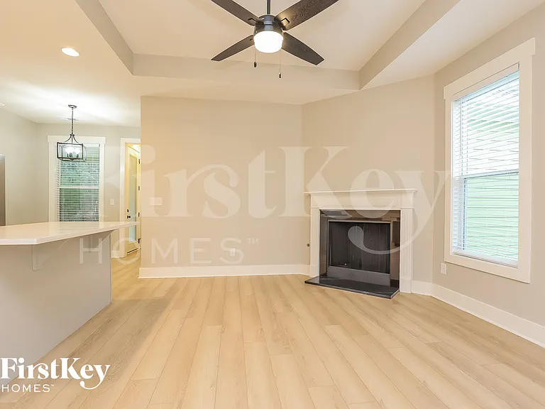 2045 Hamilton Hill Dr — Photo 4