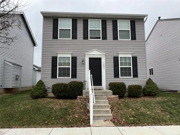 1003 Carpathian Dr, Lake Saint Louis, MO 63367