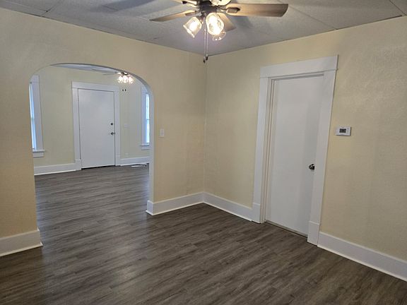 5th image of 517 W Sherman Ave