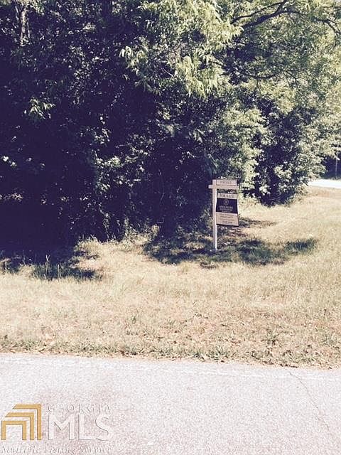 2nd image of 805 Hood Rd