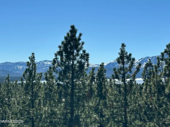 133 Holly Ln, Stateline, NV 89449