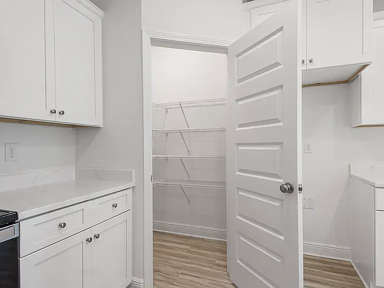 598 Hancock Way — Photo 7