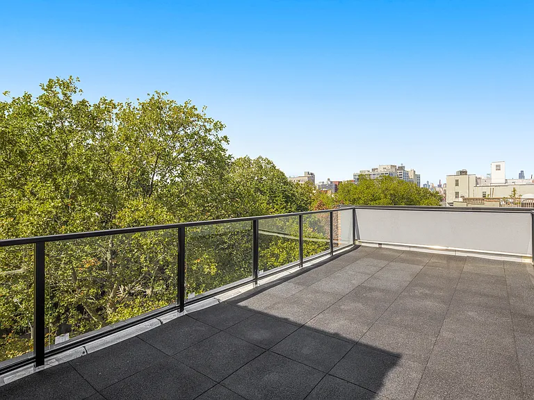 113 Clinton Ave #1B — Photo 11