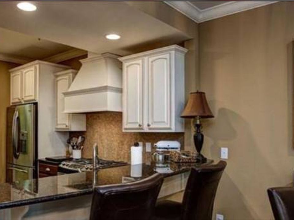 2nd image of 423 Chenal Woods Dr