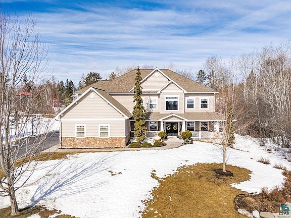 2nd image of 535 Marshall St