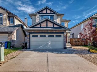 251 Royal Birch Way NW, Calgary, AB T3G5Y2