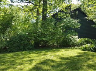 604 W Geneva Dr, Dewitt, MI 48820