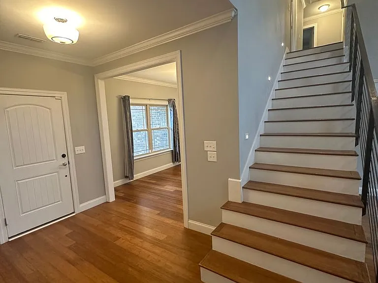 514 Sapphire Dr — Photo 25