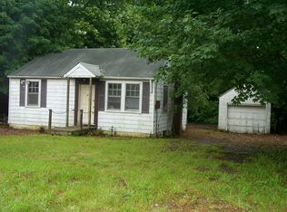 1790 Middle Country Rd, Ridge, NY 11961