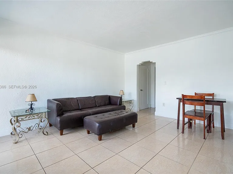 7435 Harding Ave #204 — Photo 2