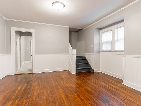 4th image of 507 N Bradley Ave