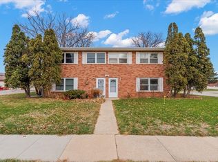 2421 Crescent Dr APT 4, Cedar Falls, IA 50613