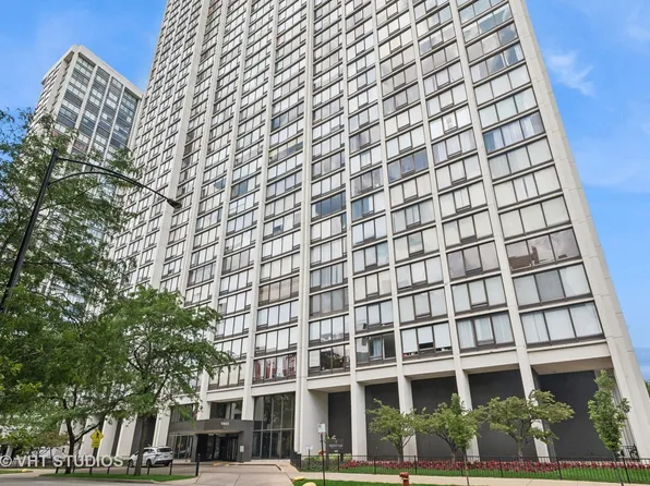 5445 N Sheridan Rd APT 1515, Chicago, IL 60640