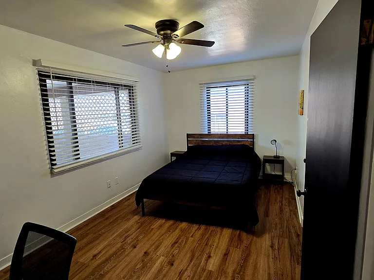 1412 Quincy St NE — Photo 25