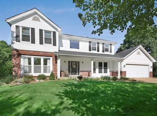 14 Timber Ridge Estates Ct, Ballwin, MO 63011