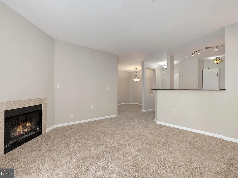 12919 Alton Sq #308