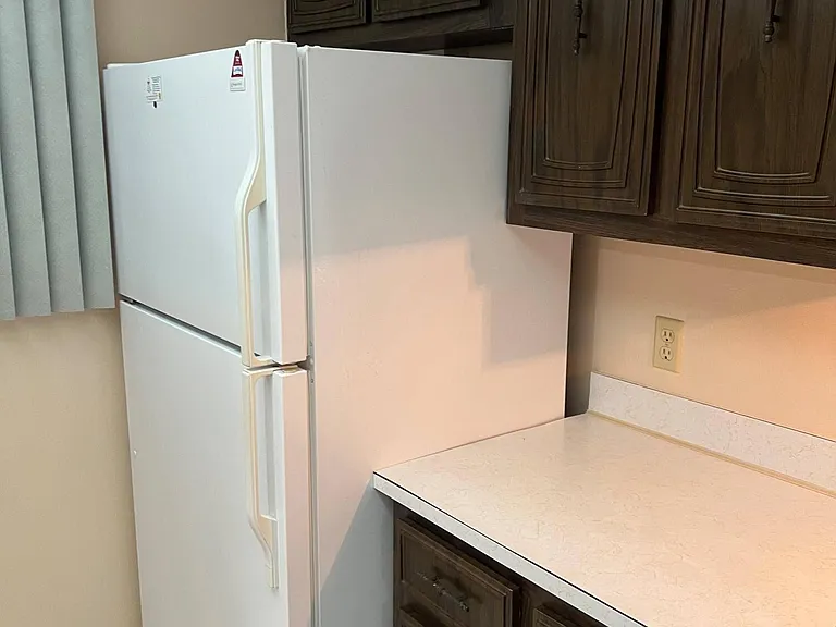 105 Royal Park Dr #1D — Photo 8