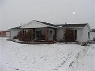 6450 Dobson Rd, Jonesville, MI 49250