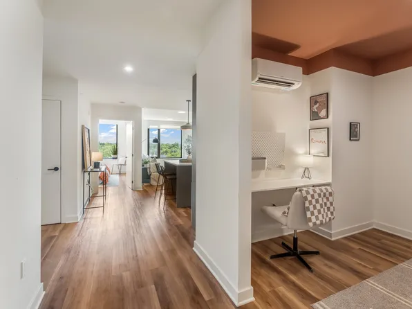 873 Communipaw Avenue image 31 of 90