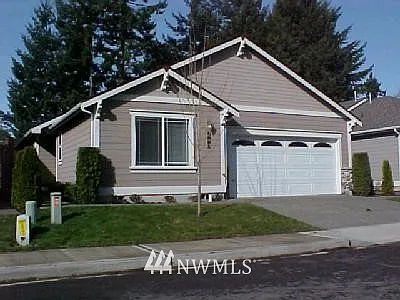 5221 Ivy Hill SE photo 1