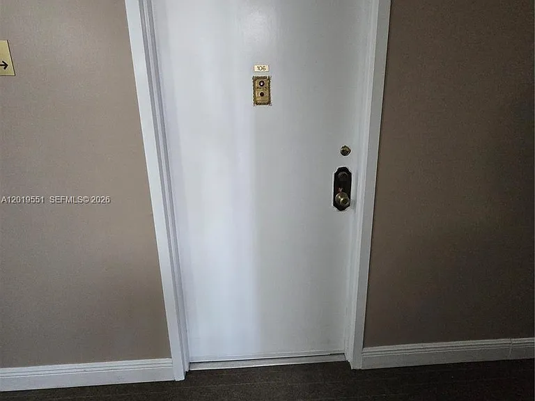 2761 Taft St #106 — Photo 28