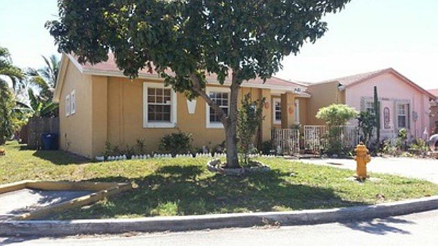 1st image of 5214 NW 198th Ter