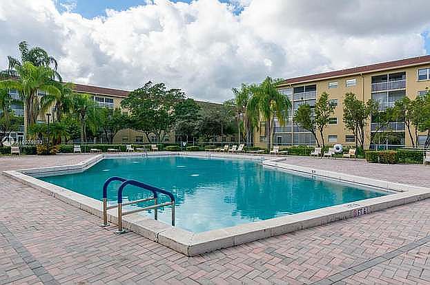1st image of 1400 SW 124th Ter APT Q306