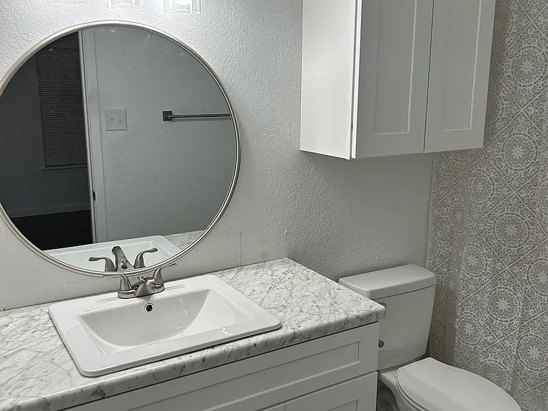 Oak Forest Dr — Photo 8