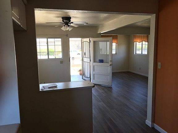 Entrance living area