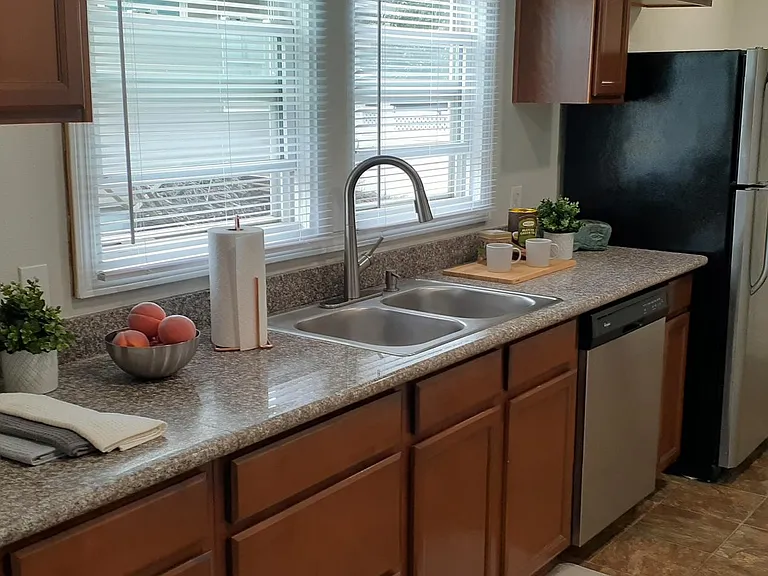 4609 NE 74th Ave — Photo 13