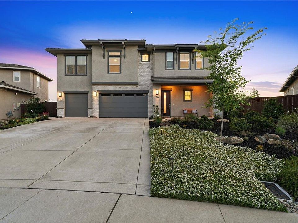 1st image of 4736 Holliday Ln