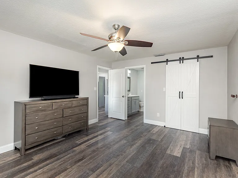 3361 Chapparal Ct — Photo 13