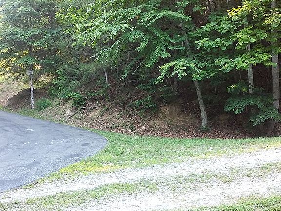 Lower part of Lot 33