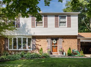 1312 N Lyle Ave, Elgin, IL 60123