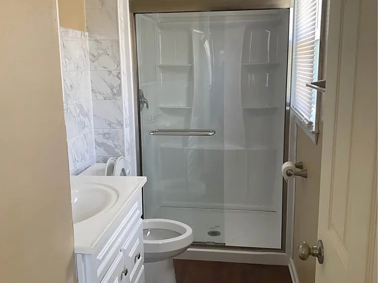1109 Memorial Dr — Photo 7